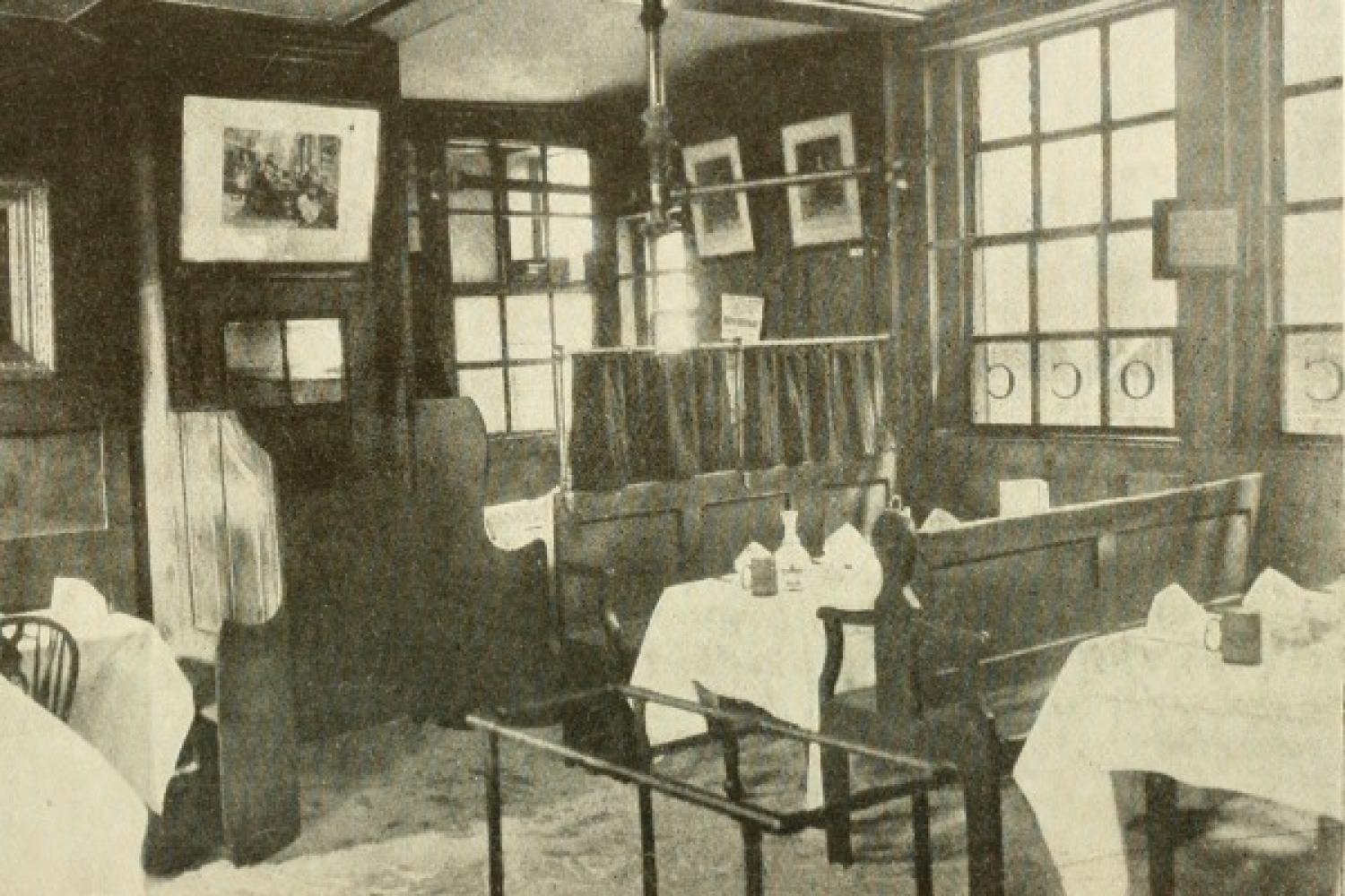 Interior of Ye Olde Cheshire Cheese, c. 1920