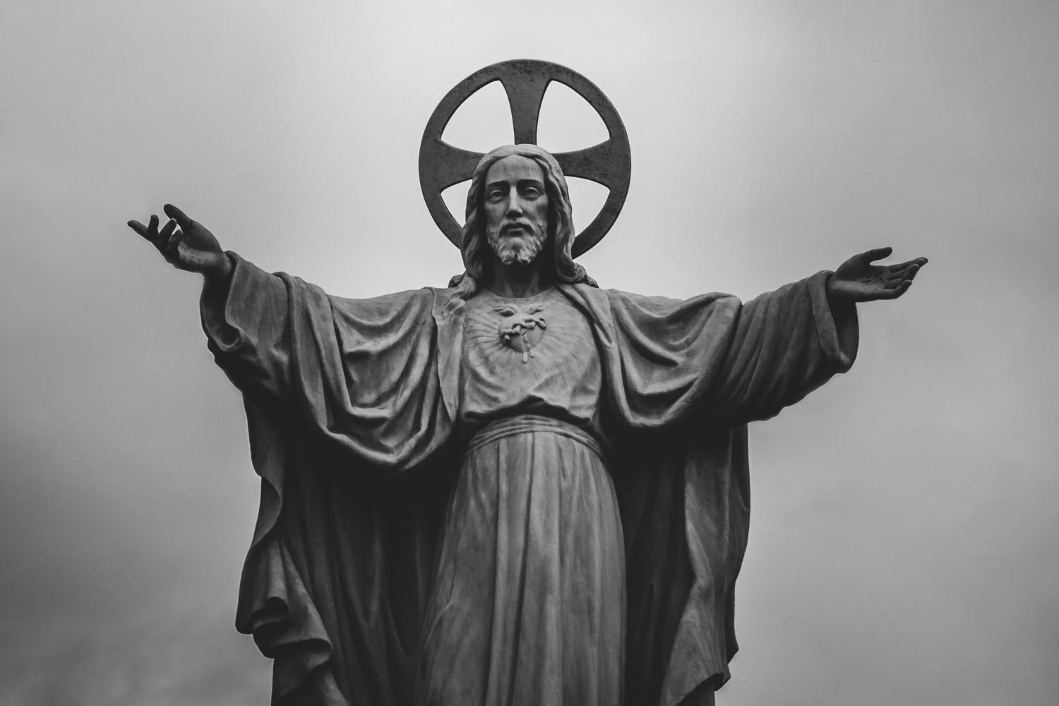 christ statue 